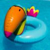 Aufblasbarer Schwimmreifen "Tukan" Design – Bild 2