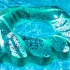 XL Schwimmreifen "Glitzermuschel" Hellblau – Bild 5