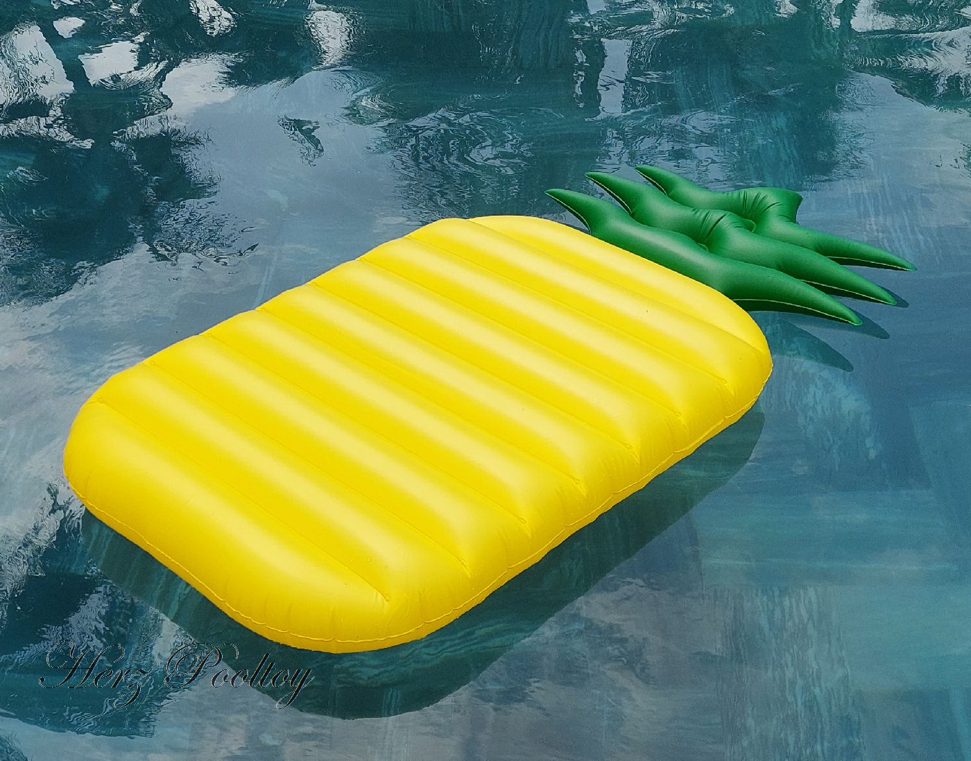 Aufblasbare Luftmatratze "Ananas" ~159x80 cm